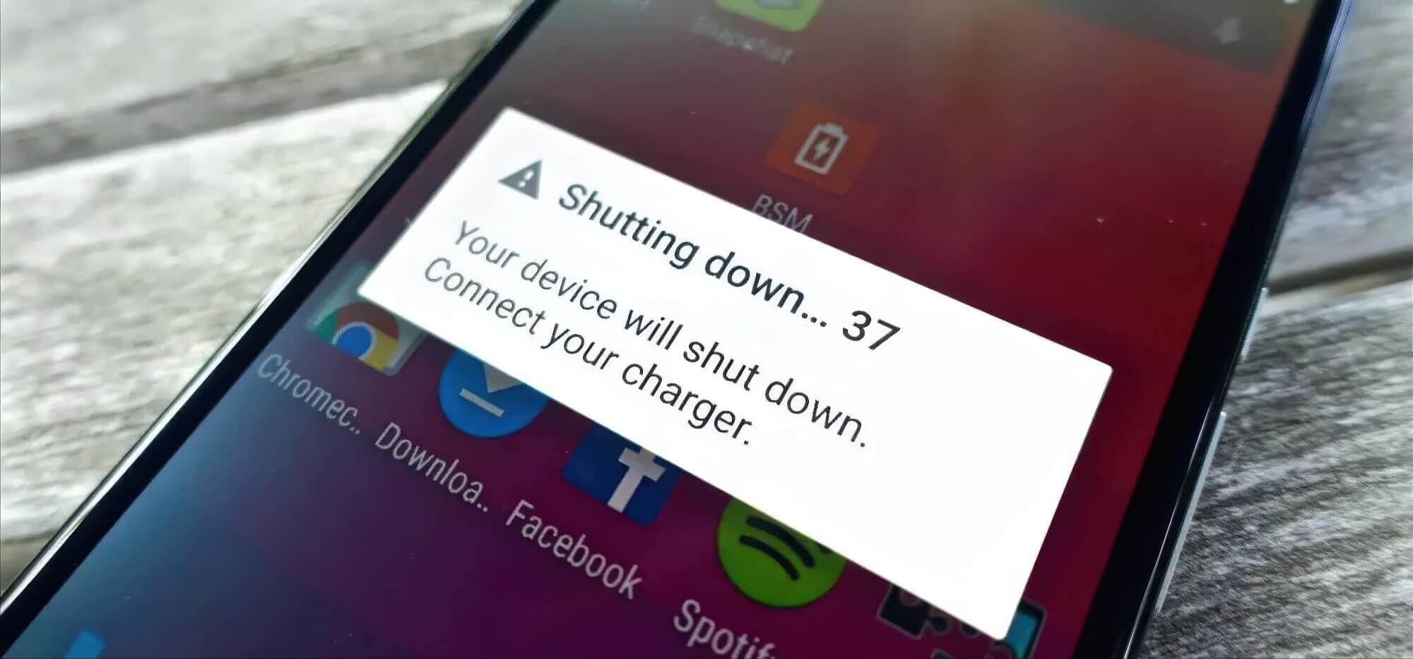 Google Play Phạt Nặng ứng Dụng Android Ngốn Pin Featured