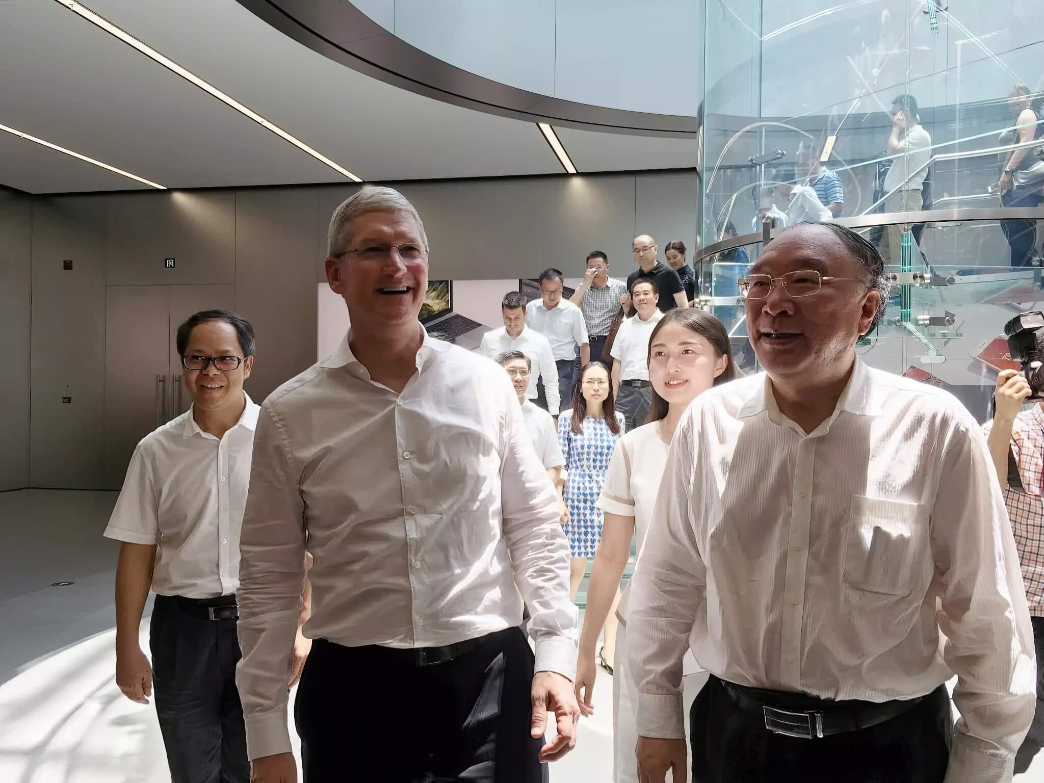 Apple tìm đối tác chip mới - Kết thúc 12 năm độc quyền TSMC?