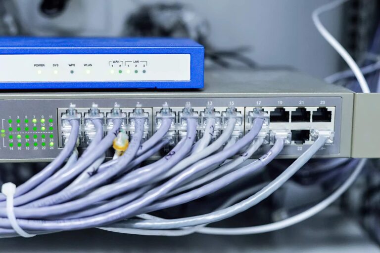 CISA ra lệnh "thanh trừng" router và tường lửa lỗi thời ở các cơ quan liên bang Mỹ
