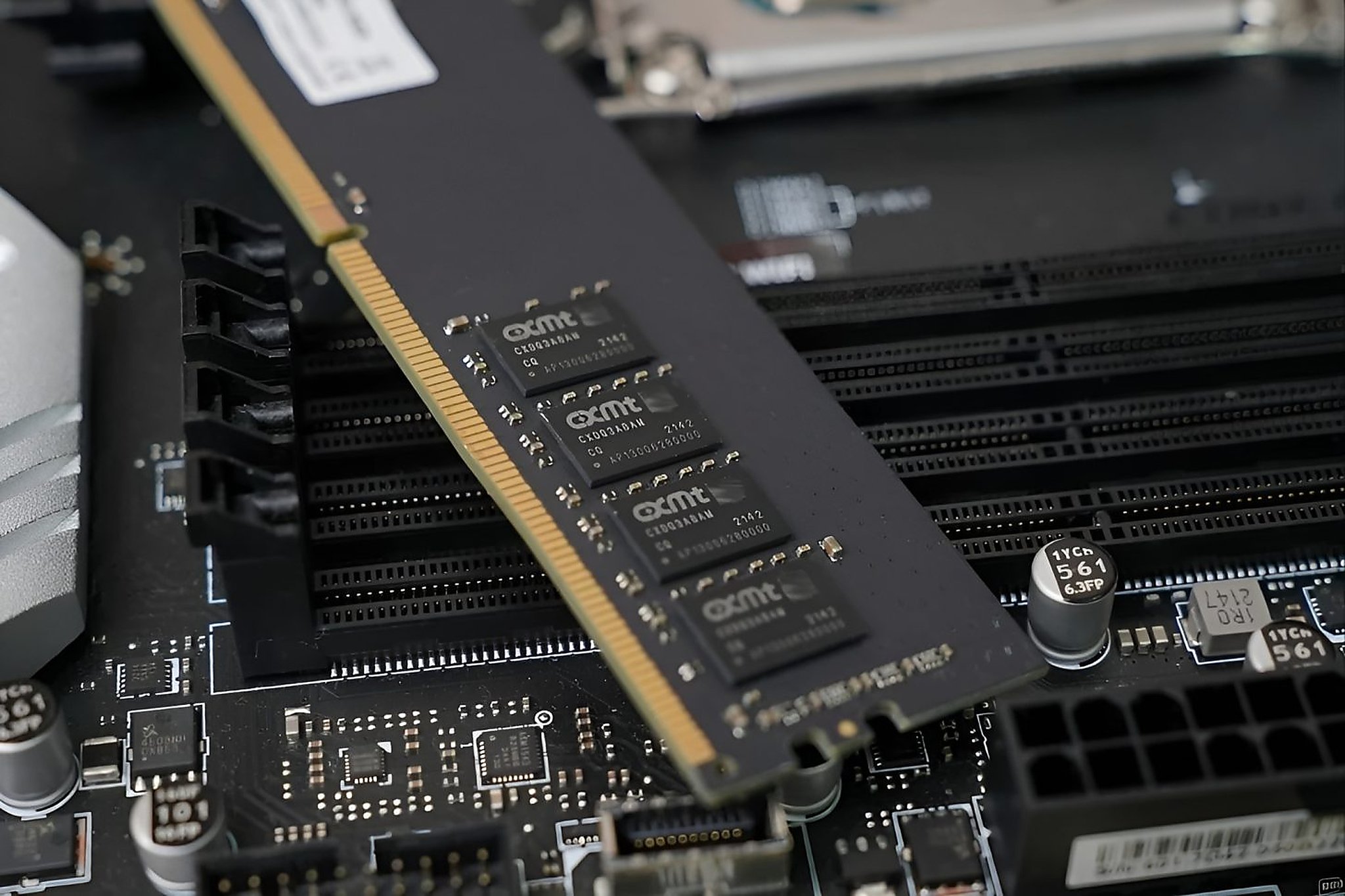NVIDIA cảnh báo khan bộ nhớ, giá RAM và chip AI có thể còn tăng nữa