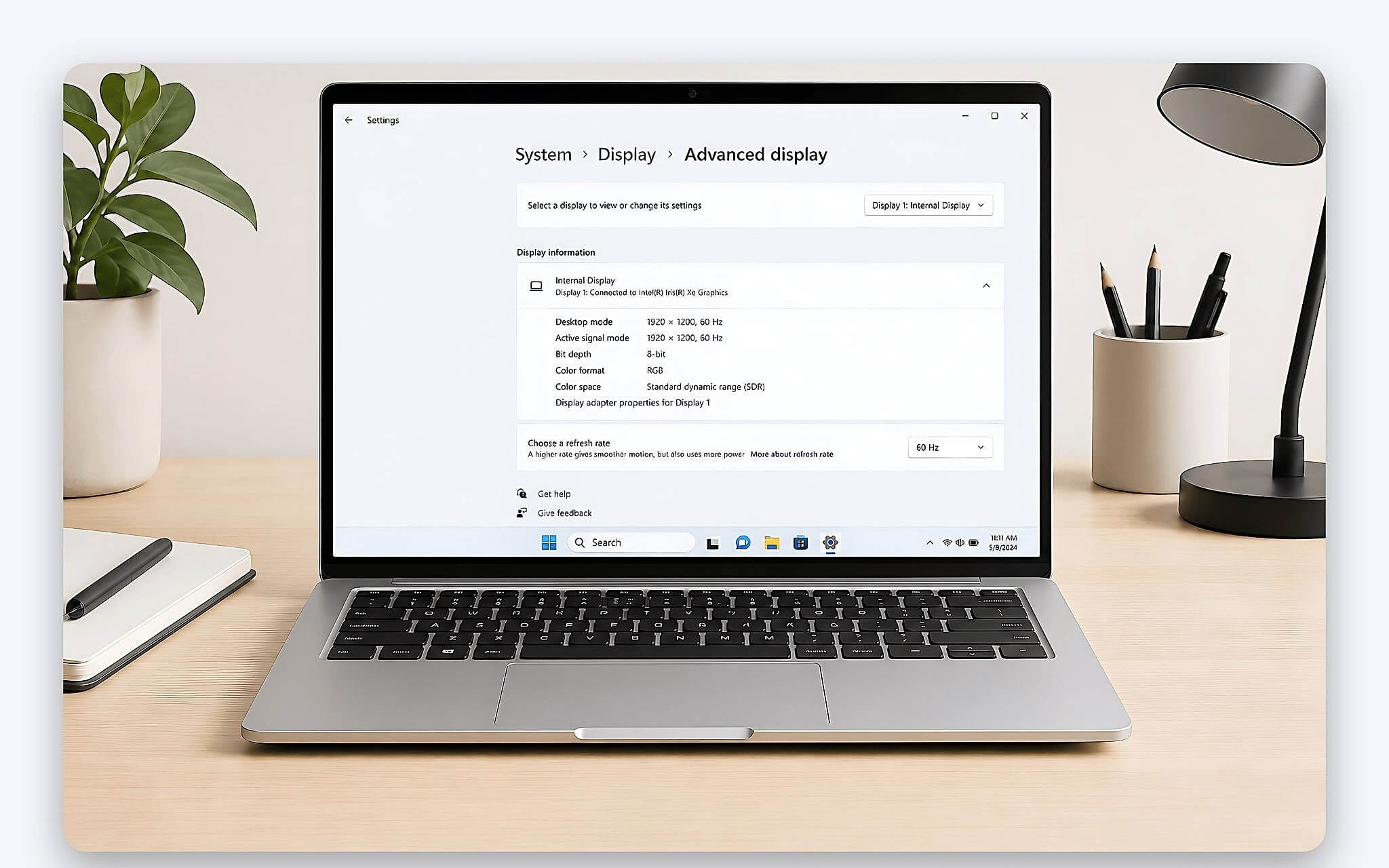 Hạ tần số quét màn hình xuống 60 Hz trong Advanced display của Windows